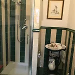 Collerisana Alloggio per agriturismo Spoleto