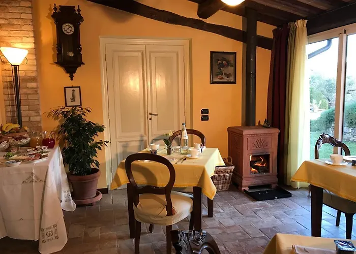 Alloggio per agriturismo Collerisana