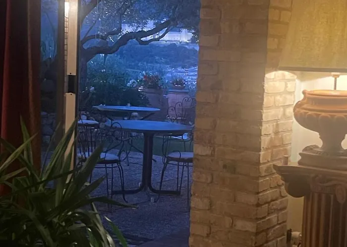 Alloggio per agriturismo Collerisana Spoleto